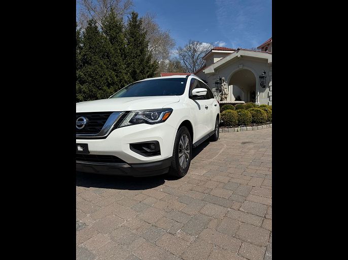 2020 Nissan Pathfinder