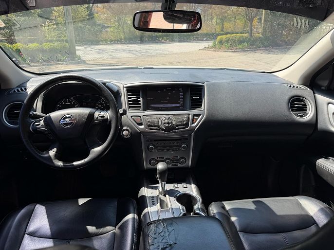 Vehicle view 11