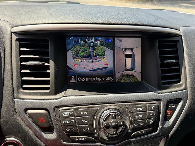 Vehicle view 15
