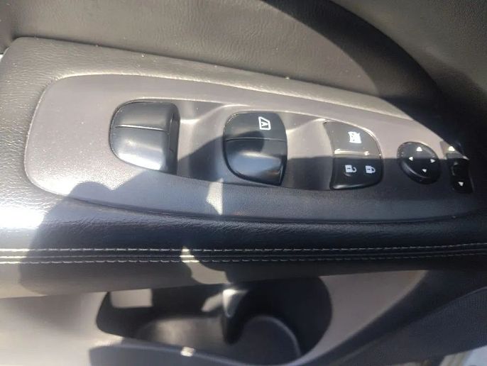 Vehicle view 15