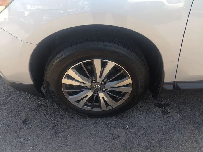 Vehicle view 33