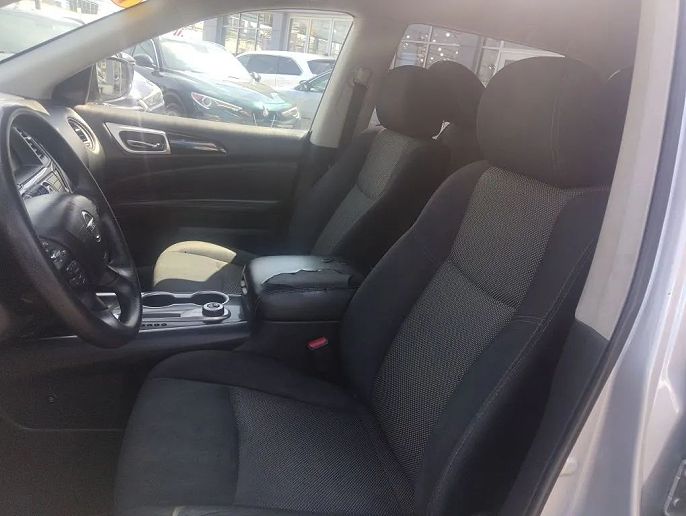 Vehicle view 7