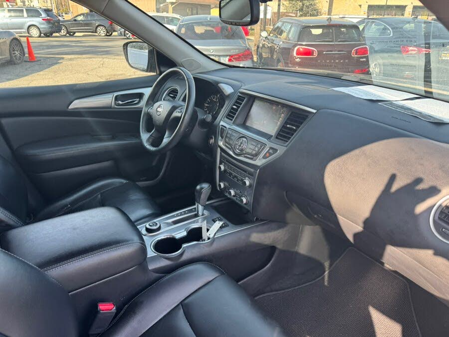 Vehicle view 21