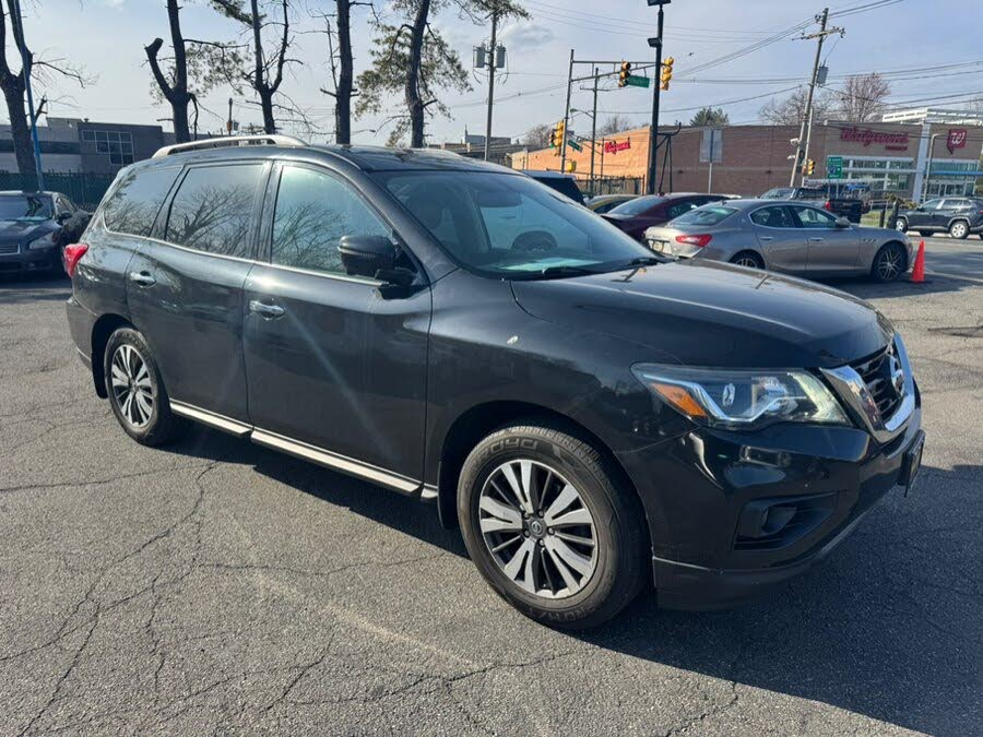 Vehicle view 6