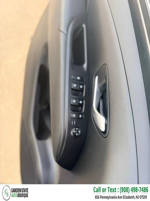 Vehicle view 13