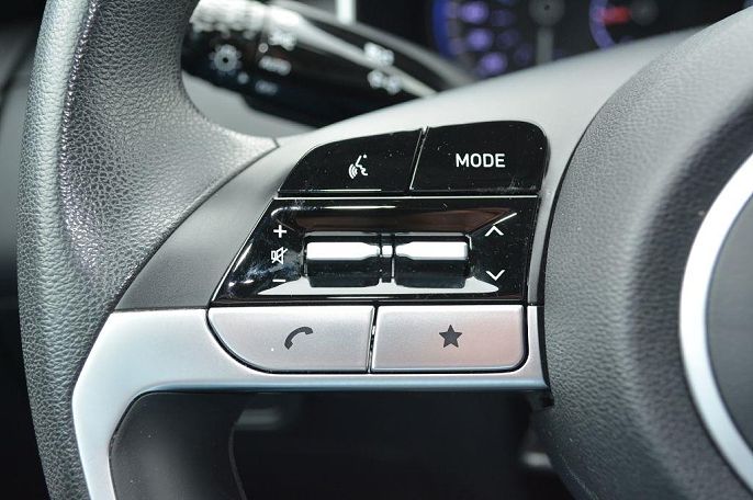 Vehicle view 17