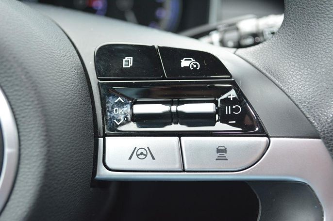 Vehicle view 18
