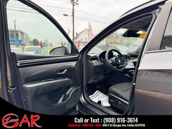 Vehicle view 17