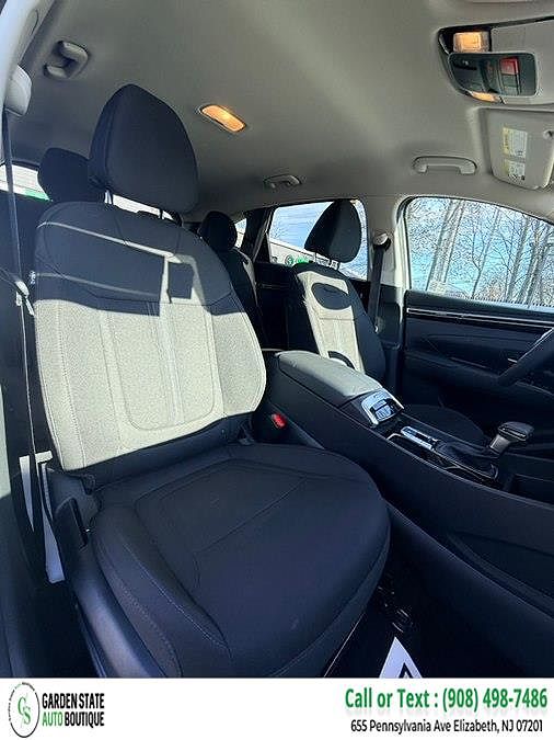 Vehicle view 8