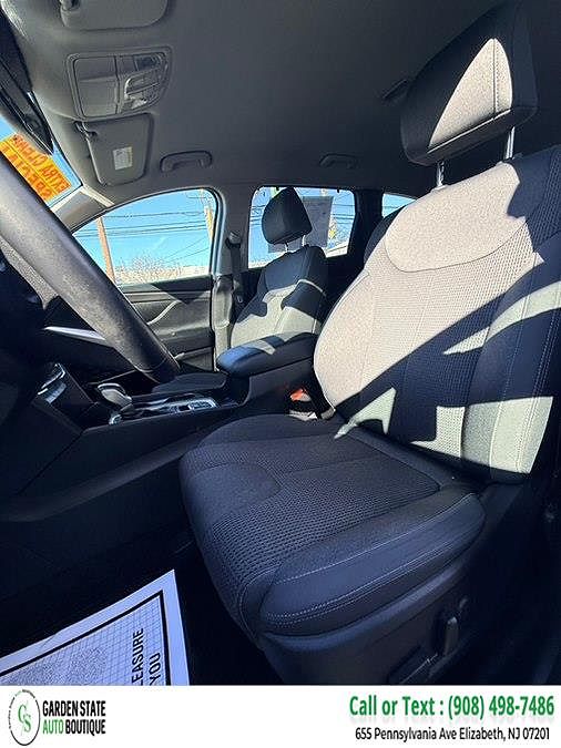 Vehicle view 9