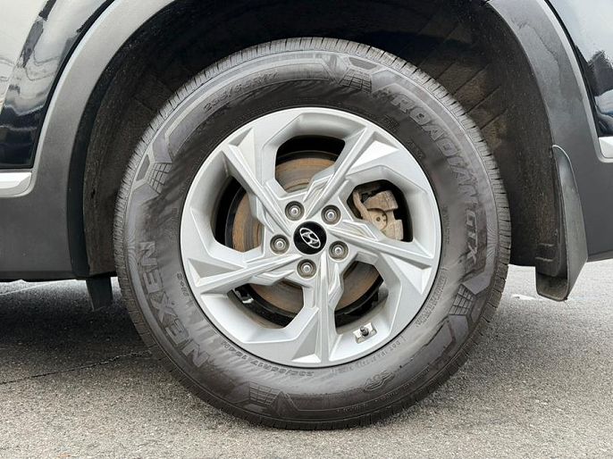 Vehicle view 8