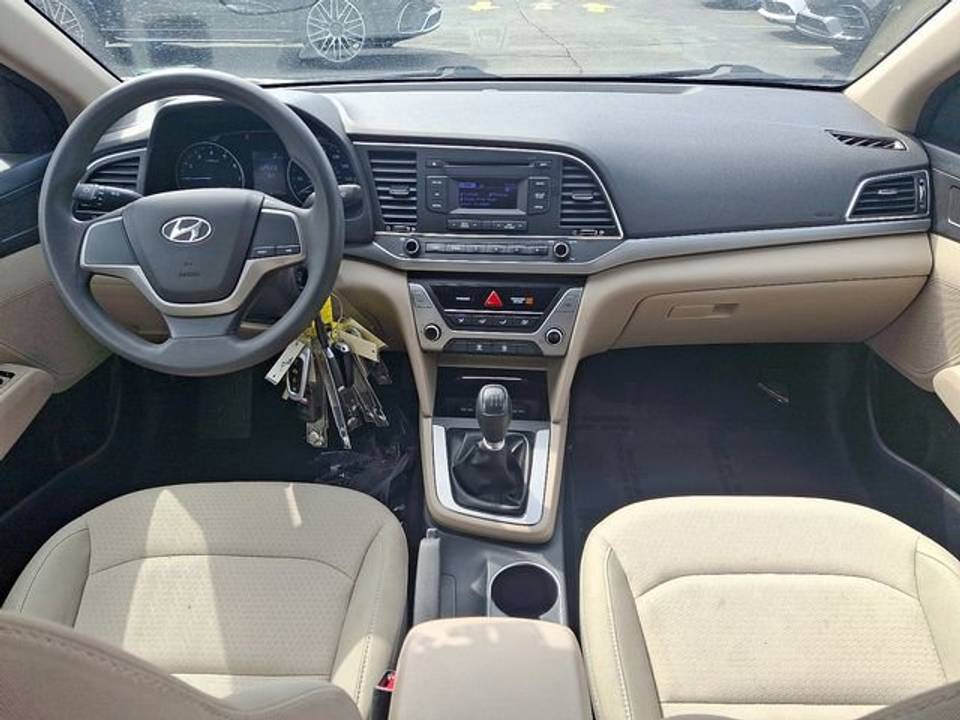 Vehicle view 17