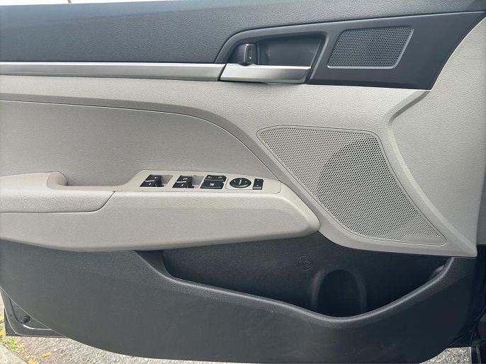 Vehicle view 12
