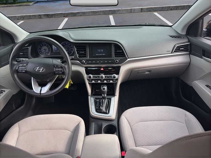 Vehicle view 14