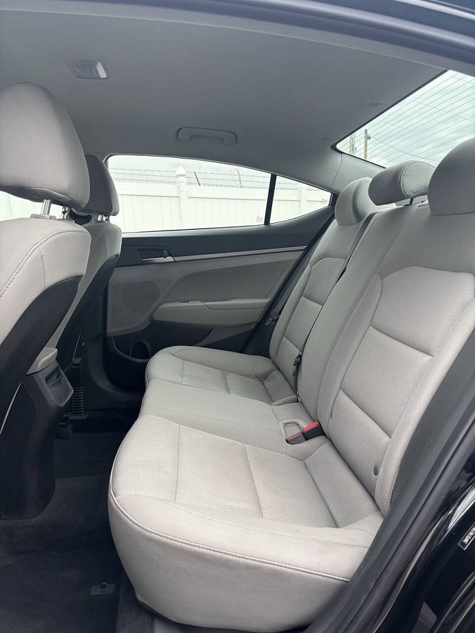 Vehicle view 17