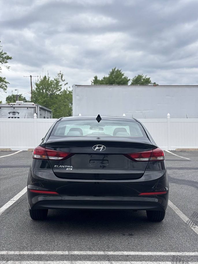Vehicle view 7