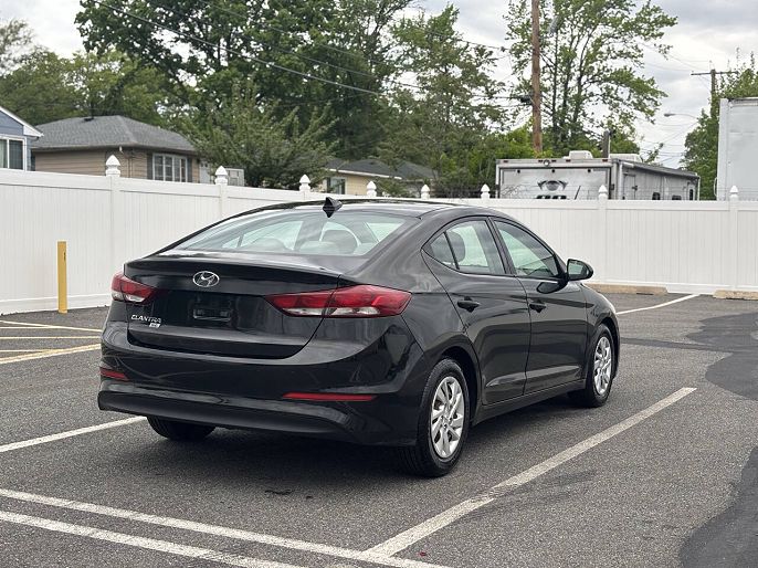 Vehicle view 8