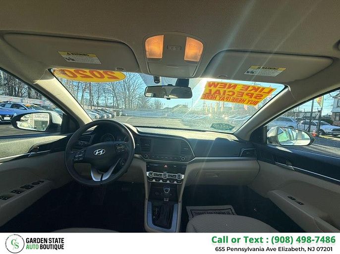 Vehicle view 17