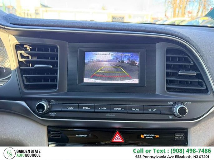 Vehicle view 19