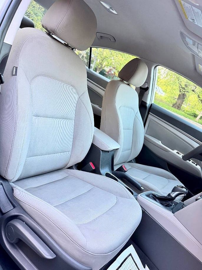 Vehicle view 16