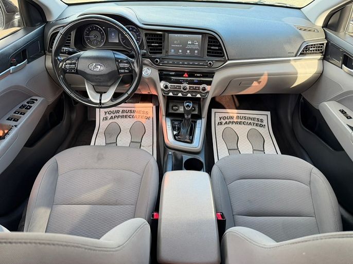 Vehicle view 14