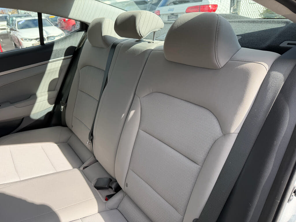 Vehicle view 21