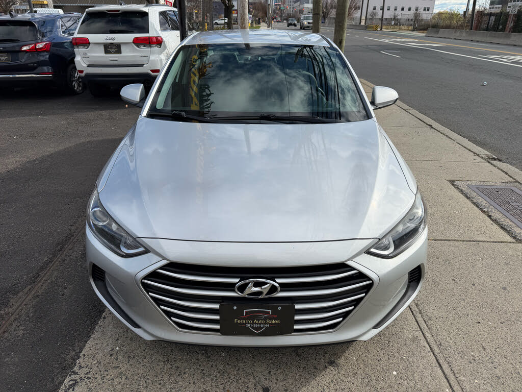 Vehicle view 8