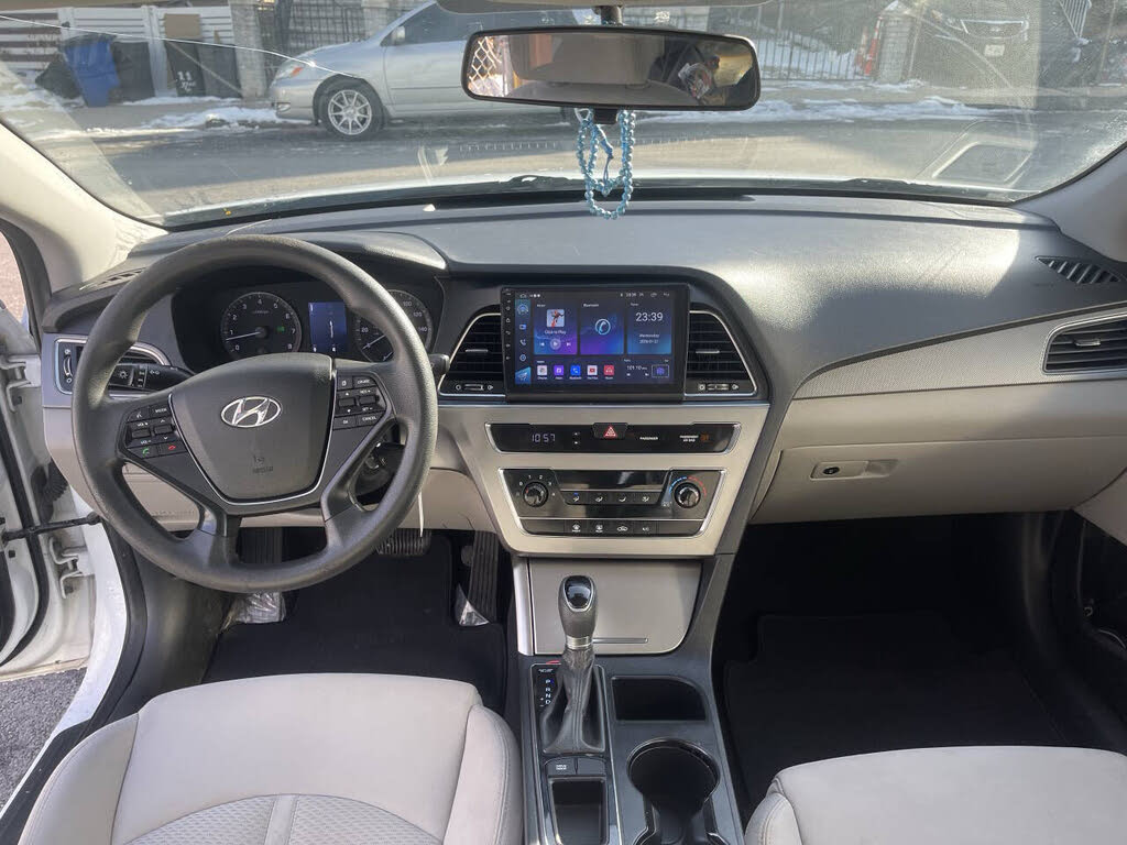 Vehicle view 14