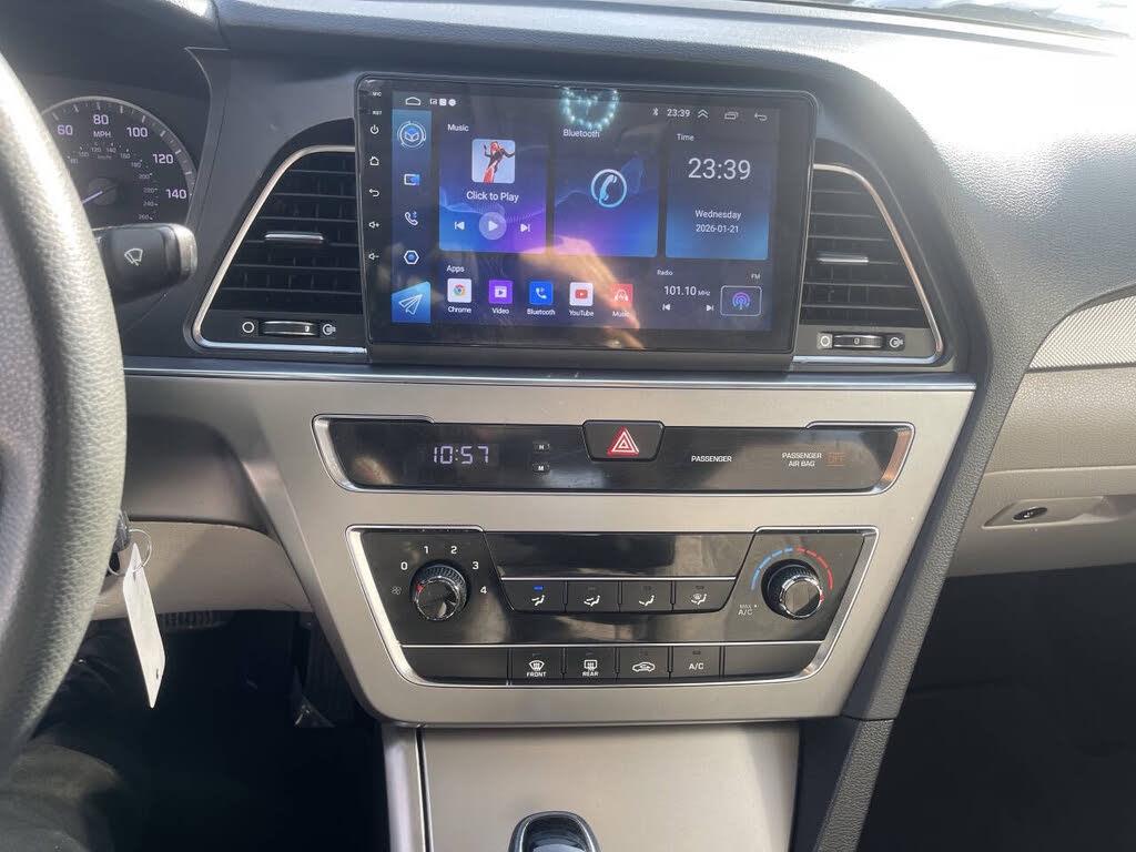 Vehicle view 18