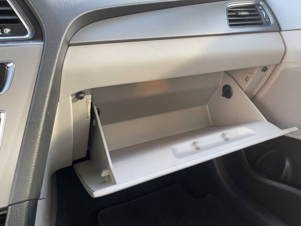 Vehicle view 28