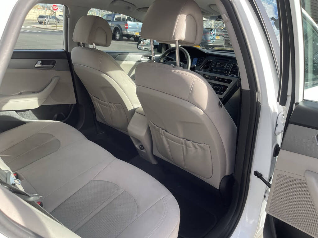 Vehicle view 34
