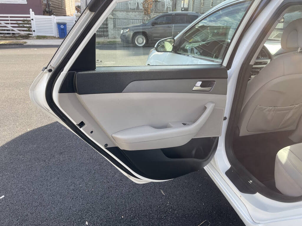 Vehicle view 41