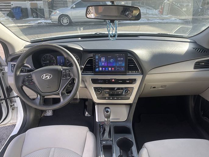Vehicle view 59