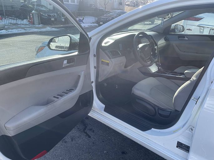 Vehicle view 67