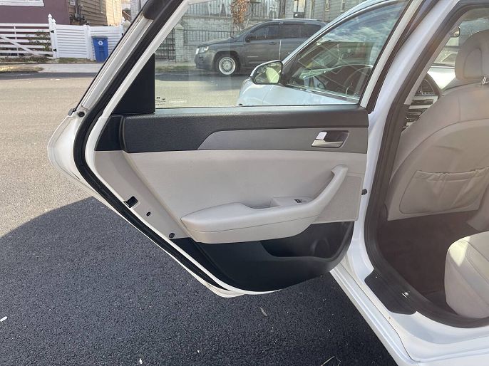 Vehicle view 86
