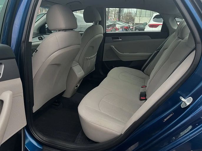 Vehicle view 6