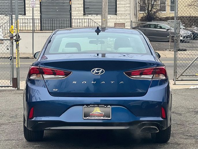 Vehicle view 9