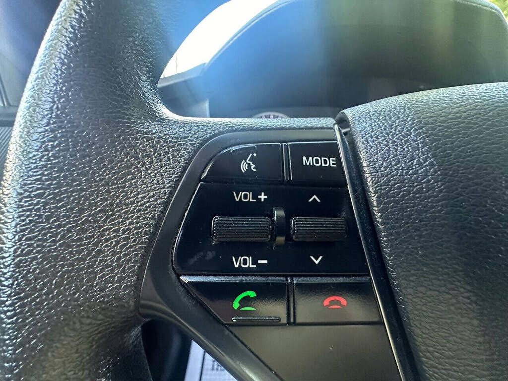 Vehicle view 25