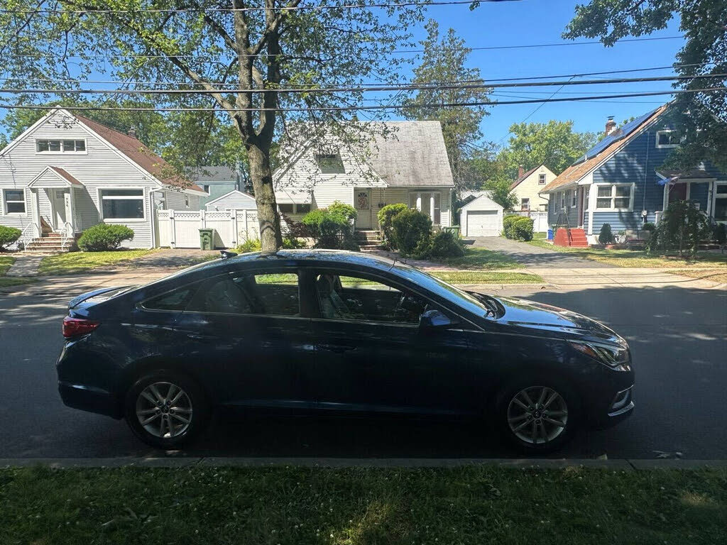 Vehicle view 6
