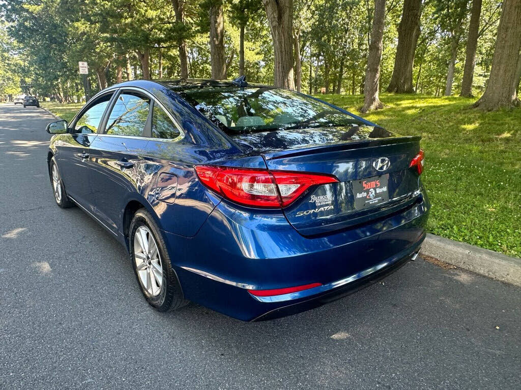 Vehicle view 9