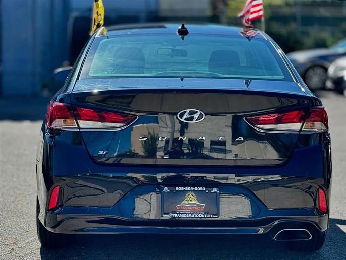 Vehicle view 9