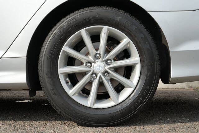 Vehicle view 14