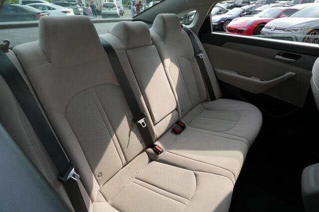Vehicle view 23