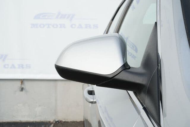 Vehicle view 9