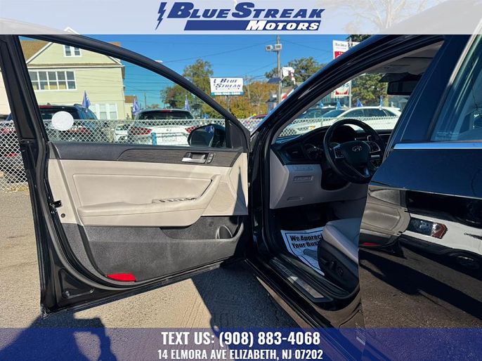 Vehicle view 13