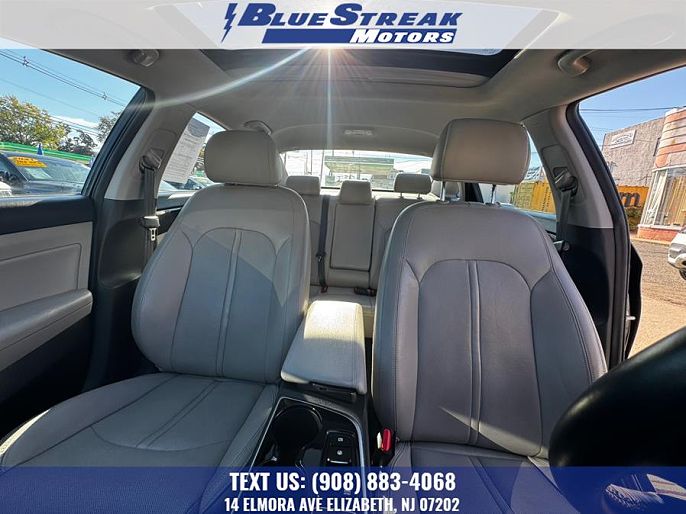 Vehicle view 18