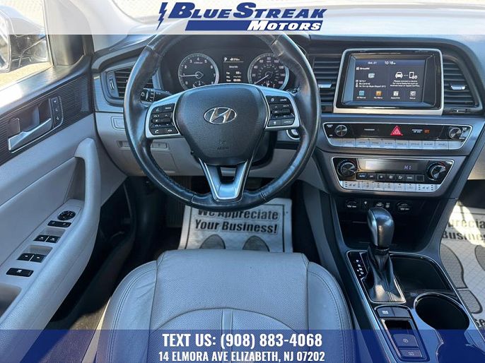 Vehicle view 25