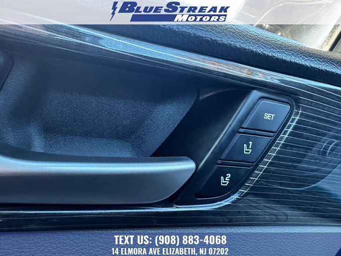 Vehicle view 28