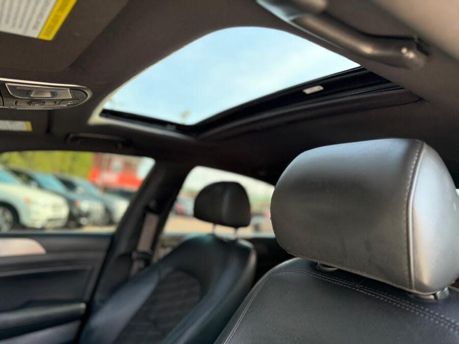 Vehicle view 17
