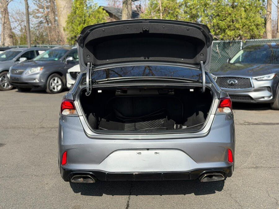 Vehicle view 19